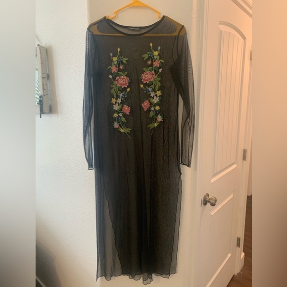 Zara Black Floral Embroidered Swim Coverup - Picture 1 of 4